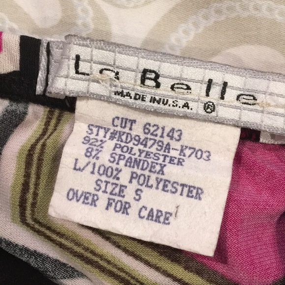 Women’s dress - Picture 3 of 3